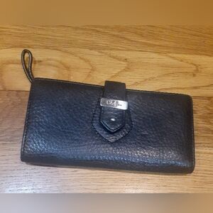 Rare Find  Cole Hann leather Wallet OS Black